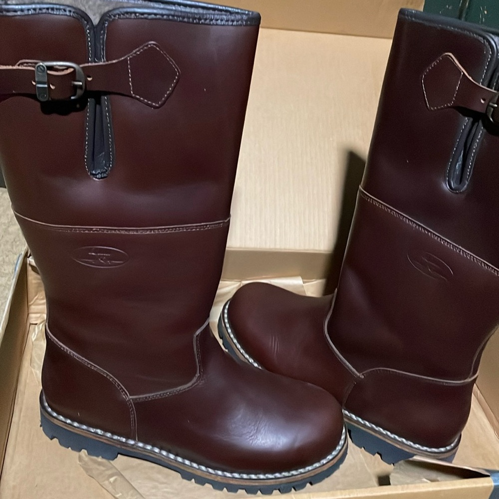 NIB Laksen Leather Wool Lined Hunting Boots.